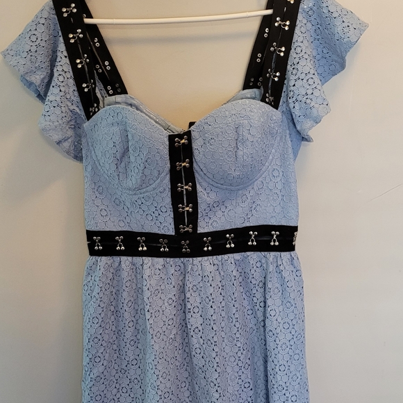 NWT blue bebe Lavine crochet lace dress - Picture 13 of 16